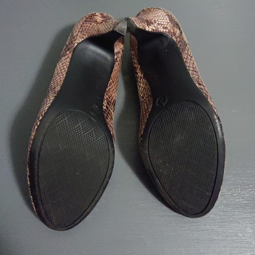 Merona pumps - Picture 3 of 5